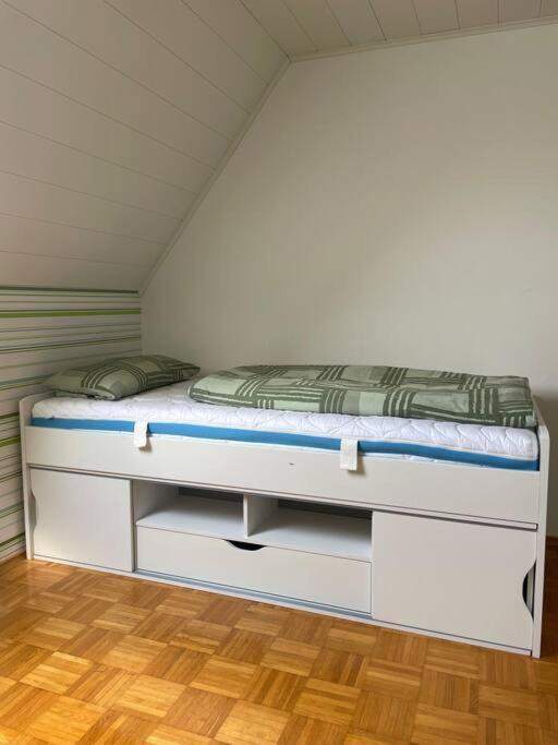 Maisonette Apartment Family & Business Naehe Heidelberg I Kueche I 6 Schlafplaetze Зинсхайм Экстерьер фото